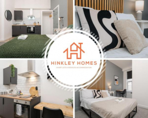 8BR All Studio Style & En-suite - Free Parking - Top Spec